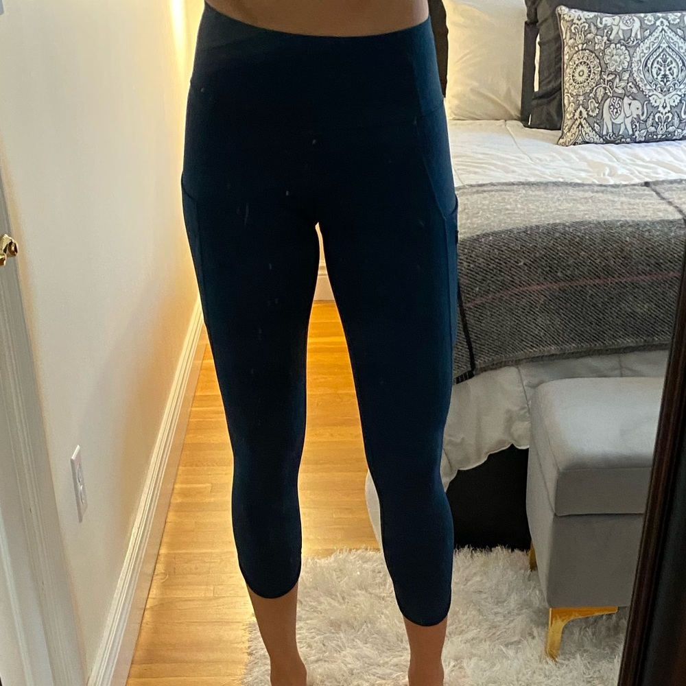 Athleta Medium Tall cropped Contender Tight